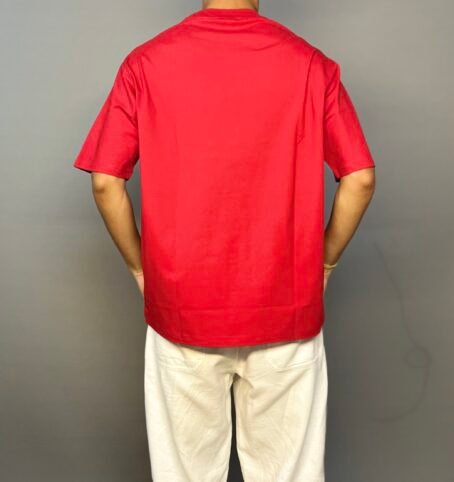 RED kiss me T-shirt - Image 2