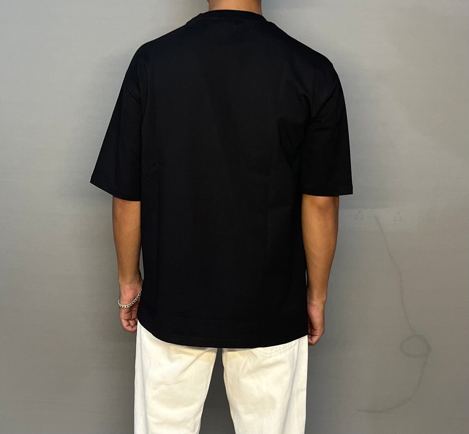 BLACK KISS ME T-SHIRT - Image 2